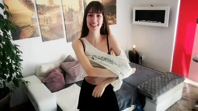 Wenn das meine Familie sieht! Ich bin NACKT im Internet zu s