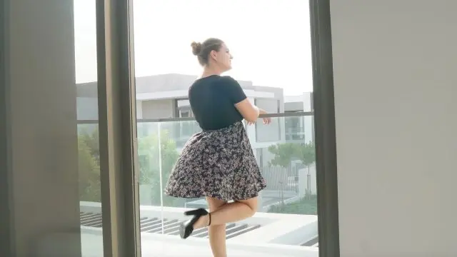 Selbstbefriedigung im Gästezimmer! Dildoplay und Dirtytalk