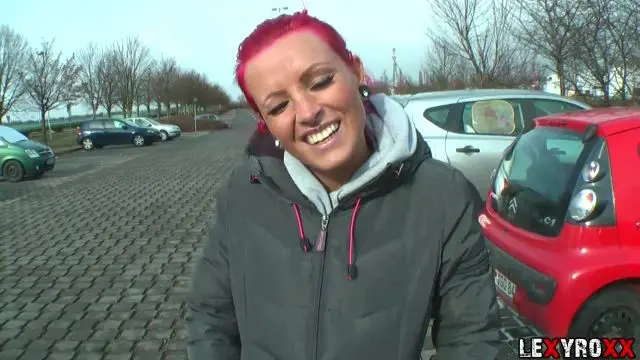 Wärst du auch so hemmungslos in aller Öffentlichkeit ?