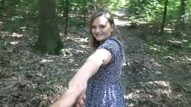 POV: Kommst Du mit mir? Auf AO Wandertour in den Wald?!