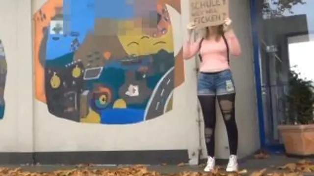 MEGAKRANK!!! Fick mich in der UNI**