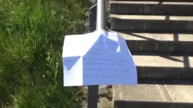 Megakrank!!! Handjob-Service*An der Großen Kreuzung*