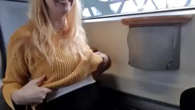 MEGAKRANK*blowJOB-qUICKY mitten im ZUG