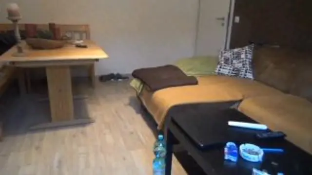 Papas Kumpel rotzt mir 2x hintereinander in mein 18.Jähriges