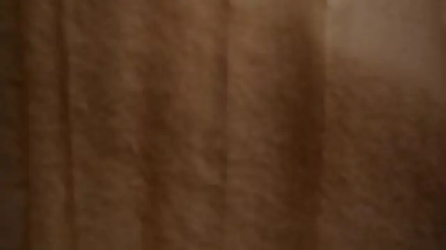 Slow Motion Schaumspiele unter der Dusche*