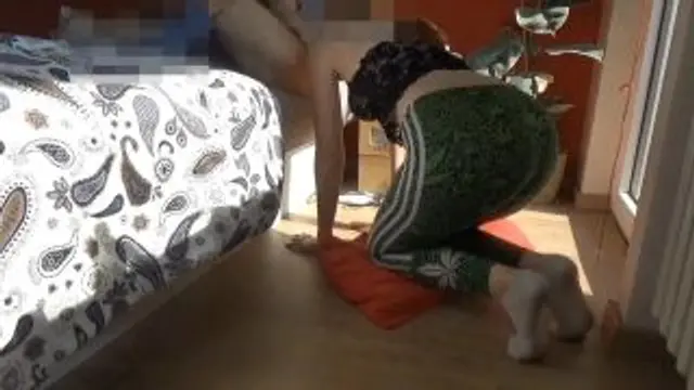 Teen-Rimming*STIEFDADDY hält gerne seinen Arsch hin!