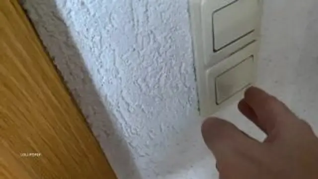 Paketbote mit Analspielen belohnt...!