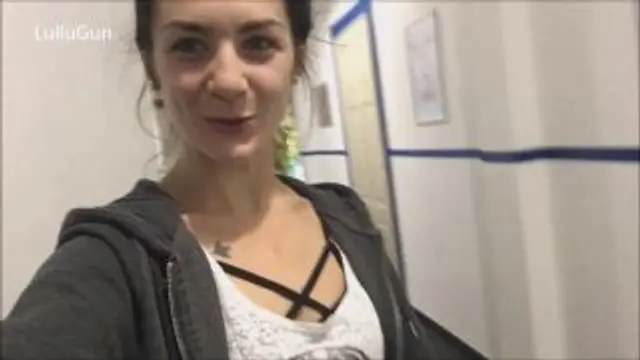 Selfie Toiletten Piss