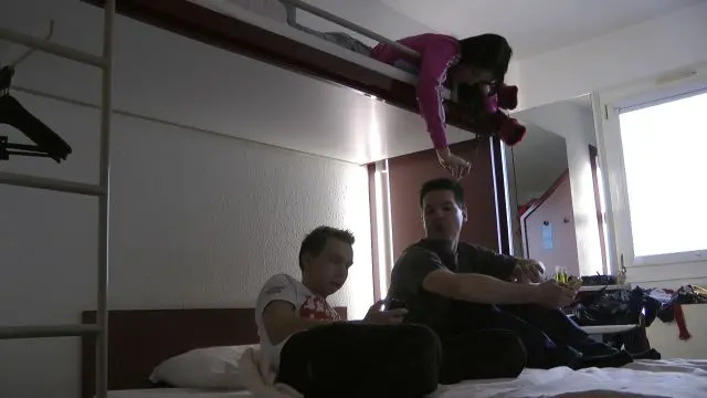 3er Sex in der Hostel