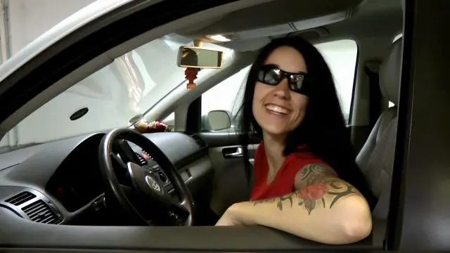 Parkhaus Schlampe öffentlich durchgefickt