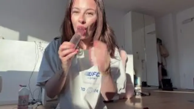 Heftige Spontanaktion! Ich brauche dringend einen Orgasmus