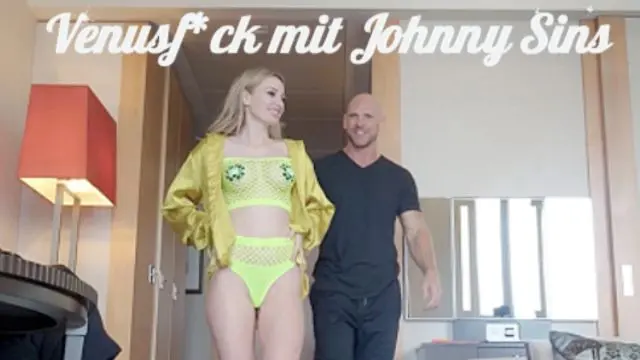 VENUSF*CK: Johnny Sins bes*mt meine P*ssy und bringt mich zu