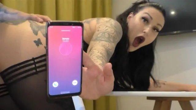 LIVE am Telefon Fremd gefickt! perverses Finale