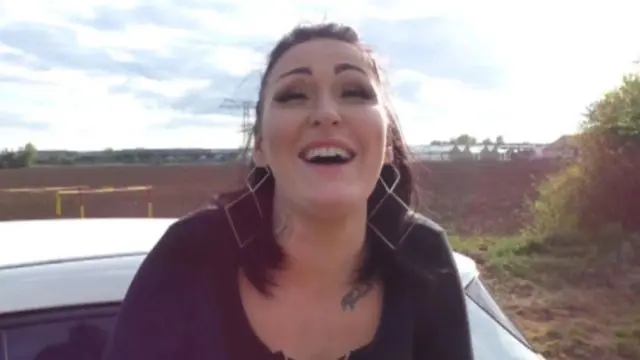 Spritz mir auf die Zunge, ich bin da locker !