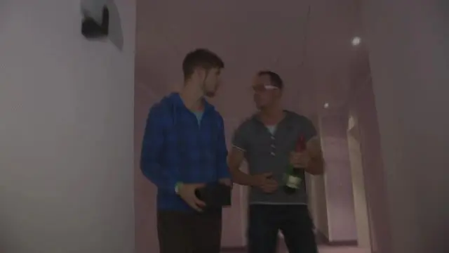 Brutal-GEFISTET und gleichzeitig Anal gefickt!