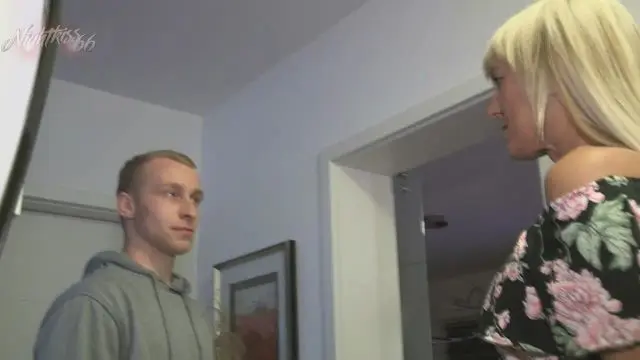 Milf verführt Jungschwanz Tim (19)