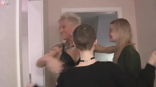 Unglaubliches Date mit meinen 2 heißen Mädels!