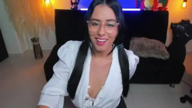 Was für eine sexy Sekretärin.