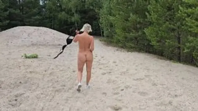 Fingern beim Nackt wandern