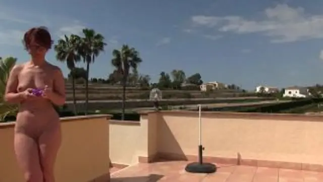 Dildofick auf der Dachterrasse