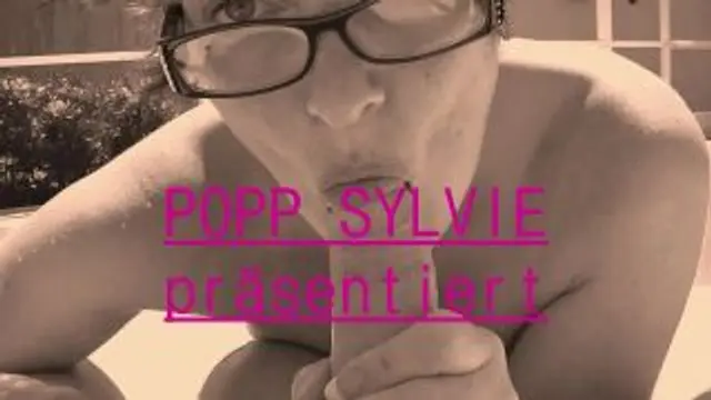 Über meine Fotze gepisst