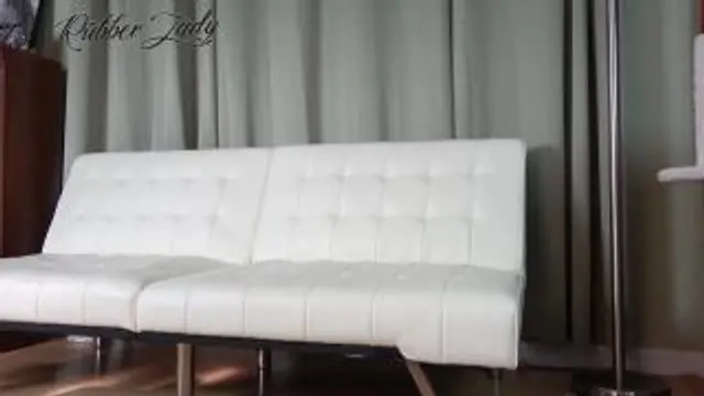 Wichsanweisungen in Hautengem Latex