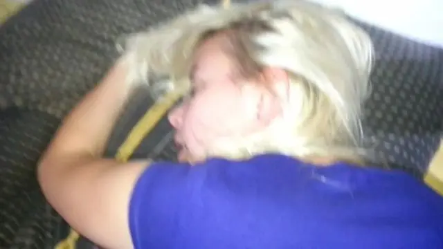 Beim Schlafen gefickt