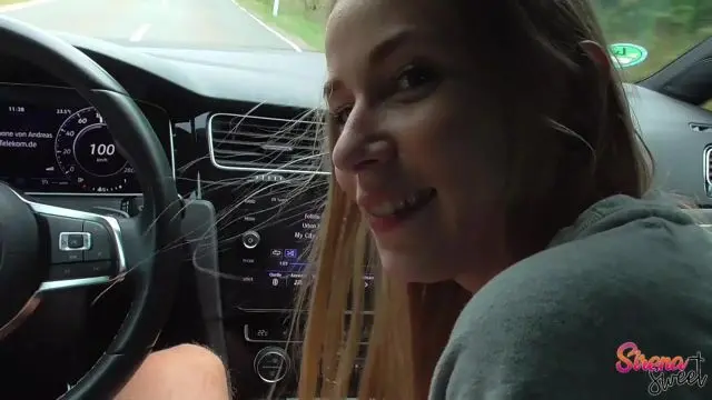 Anhalter-Schlampe ohne Gummi gefickt!