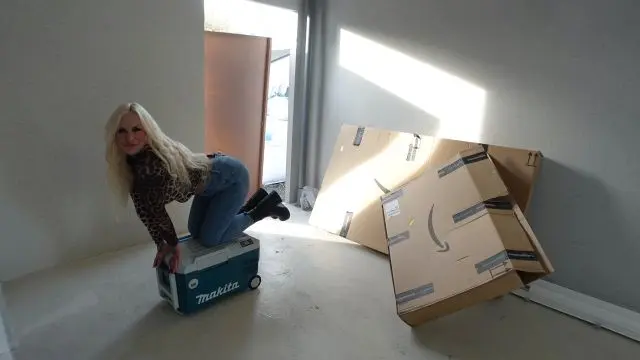 ASI TV I mein VERMIETER bumst mich ohne TÜR I alle hören es