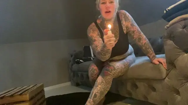 smoking ASI FOTZEN BITCH I ich qualm die ganze asi hütte vol