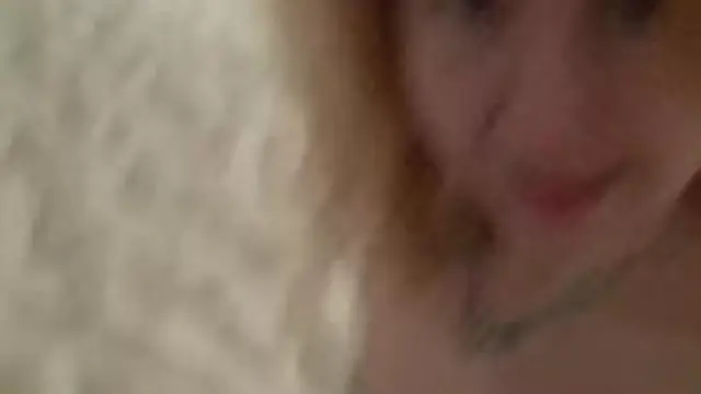 Vicky beim Beachvolleyball