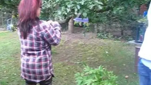 Wenn der gartennachbar kommt