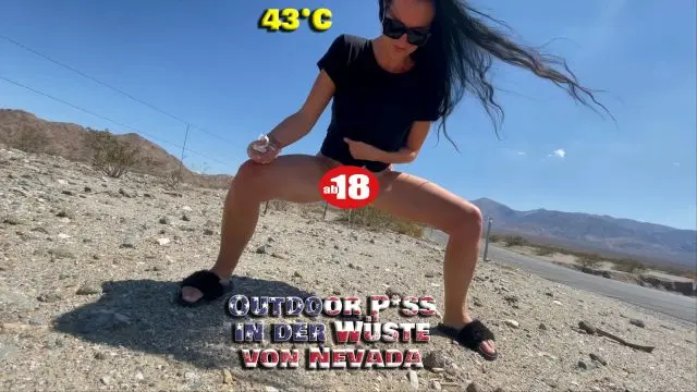 Outdoor Piss in der Wüste von Nevada