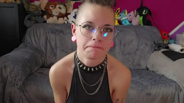 Ist das zu viel für meine engen Teeny ARSCH? Mit XXL Dildo