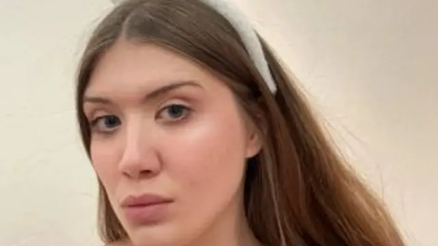 Mona deepthroat long show