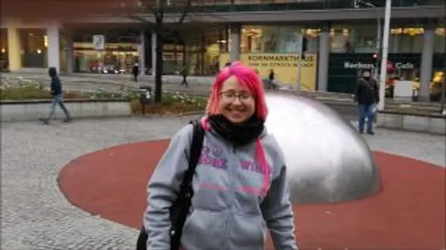 User wichst mein Gesicht voll